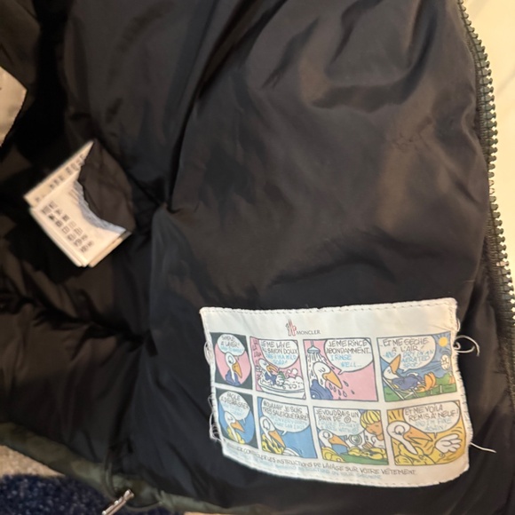 Moncler Boys Camo Puffer w/Hood, size 14 - Picture 8 of 10